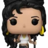 Amy Winehouse ( en débardeur)