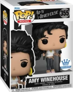 Amy Winehouse ( en débardeur)