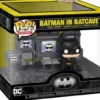 Batman dans la Batcave