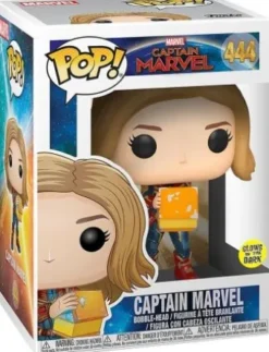 Captain Marvel avec Tesseract