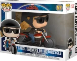 Carol Danvers sur moto