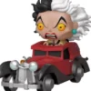 Cruella dans sa Voiture