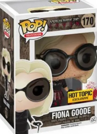 Fiona Goode - Ensanglanté