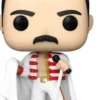 Freddie Mercury avec cape