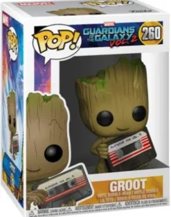 Groot avec une cassette