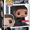 Oddjob - Jetant son chapeau