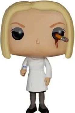 Rachel Duncan crayon dans l'œil