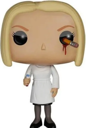 Rachel Duncan crayon dans l'œil